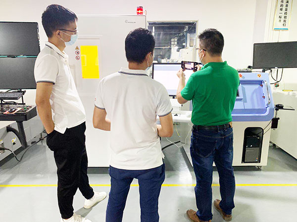 使用X射線檢測設備來檢測PCB電路板中的缺陷
